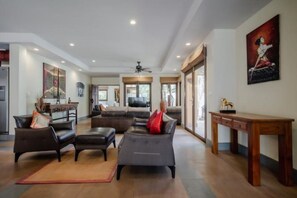 House | 2 bilik tidur, Internet