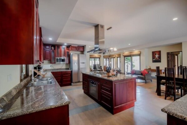 House | 2 bilik tidur, Internet