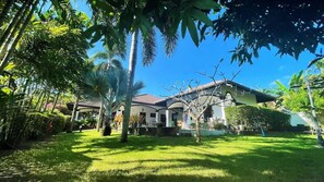 Villa, Smoking | 4 bedrooms