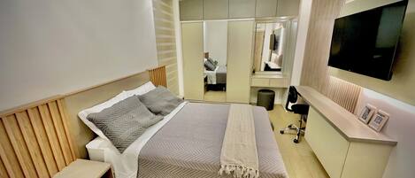 3 室のベッドルーム、アイロン / アイロン台、WiFi (無料)、ベッドシーツ