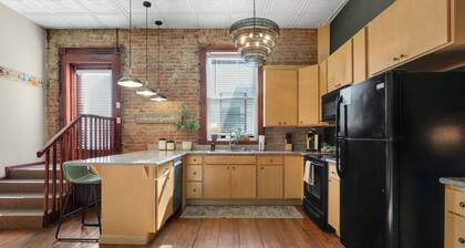 Patio/Fire Pit | Downtown | Parking | King Bed