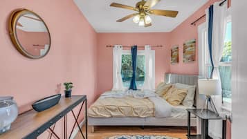 2 bedrooms, iron/ironing board, WiFi, bed sheets