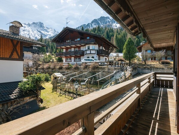 Property grounds - Cosy apartment for 4 people with balcony (Canazei)