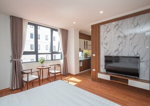 Premium bedding, in-room safe, individually decorated - Sumitomo19- Linh Lang Apartments (Hanoi)