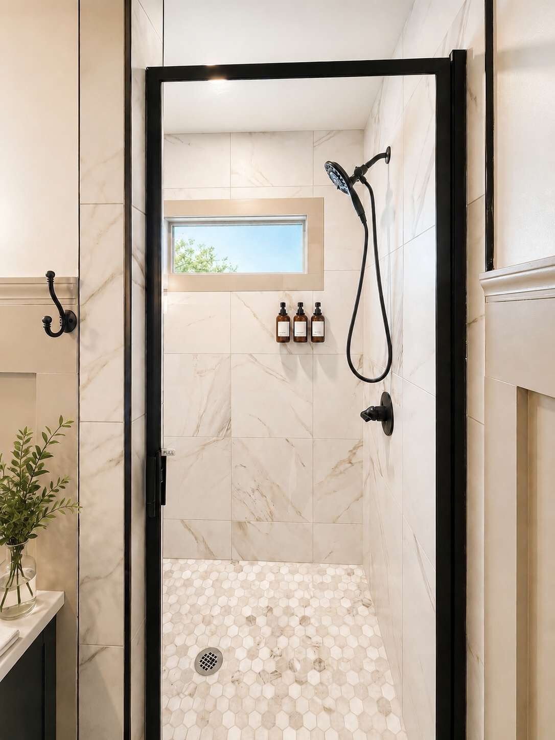 Shower, hair dryer, towels, shampoo
