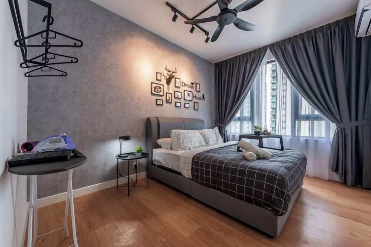 3 habitaciones, tabla de planchar con plancha y wifi gratis