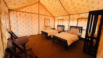 1 bedroom, in-room safe, desk, laptop workspace