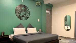 Premium King Room