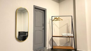Premium King Room
