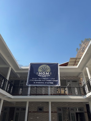 Front of property - HOM House of MannMauji Riverside (Bhuntar)