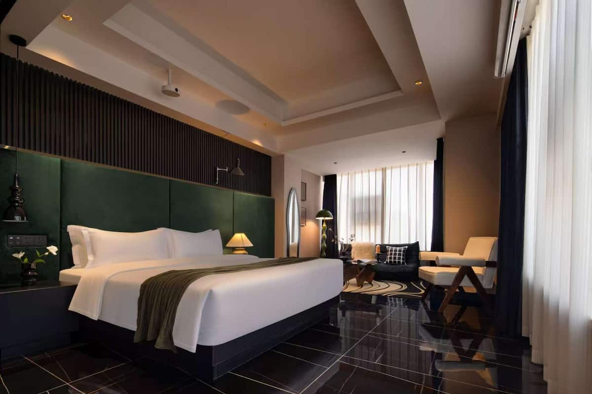 Premier Apartment