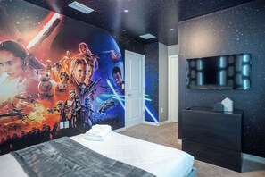 10 Schlafzimmer, Bügeleisen/Bügelbrett, Reisekinderbett, WLAN