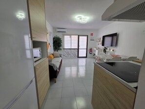Interior - Casa Samba, 2 bedrooms and pool (Corralejo)