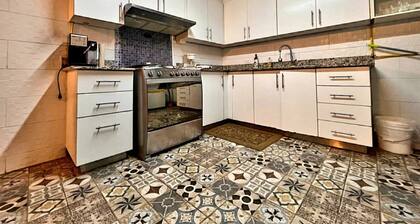 Spacious, Renovated, 2Hb in Style and With Pool