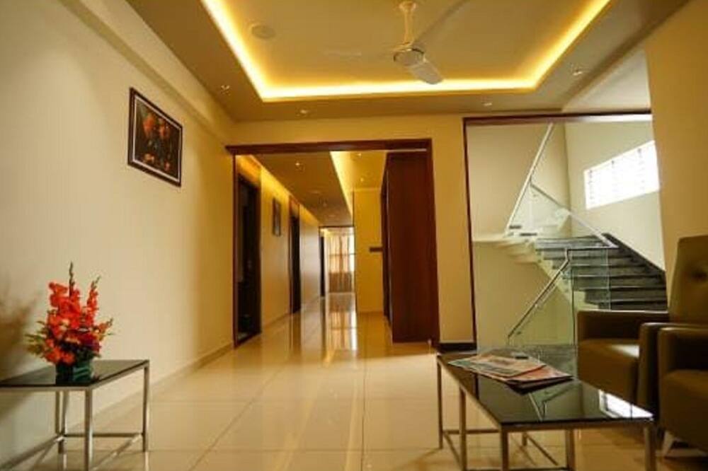 Hotel Harigovindas Express Mysore