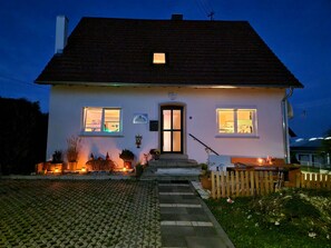 Exterior - Vacation apartment with dog / Wellness offers / Liebscher&Bracht exercise room (Obernheim)