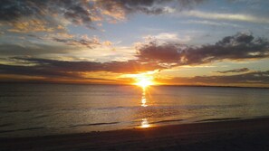 Beach - 3-Bedroom / 3 Full Bathroom condo - Fort Myers / 2-car garage (Fort Myers)