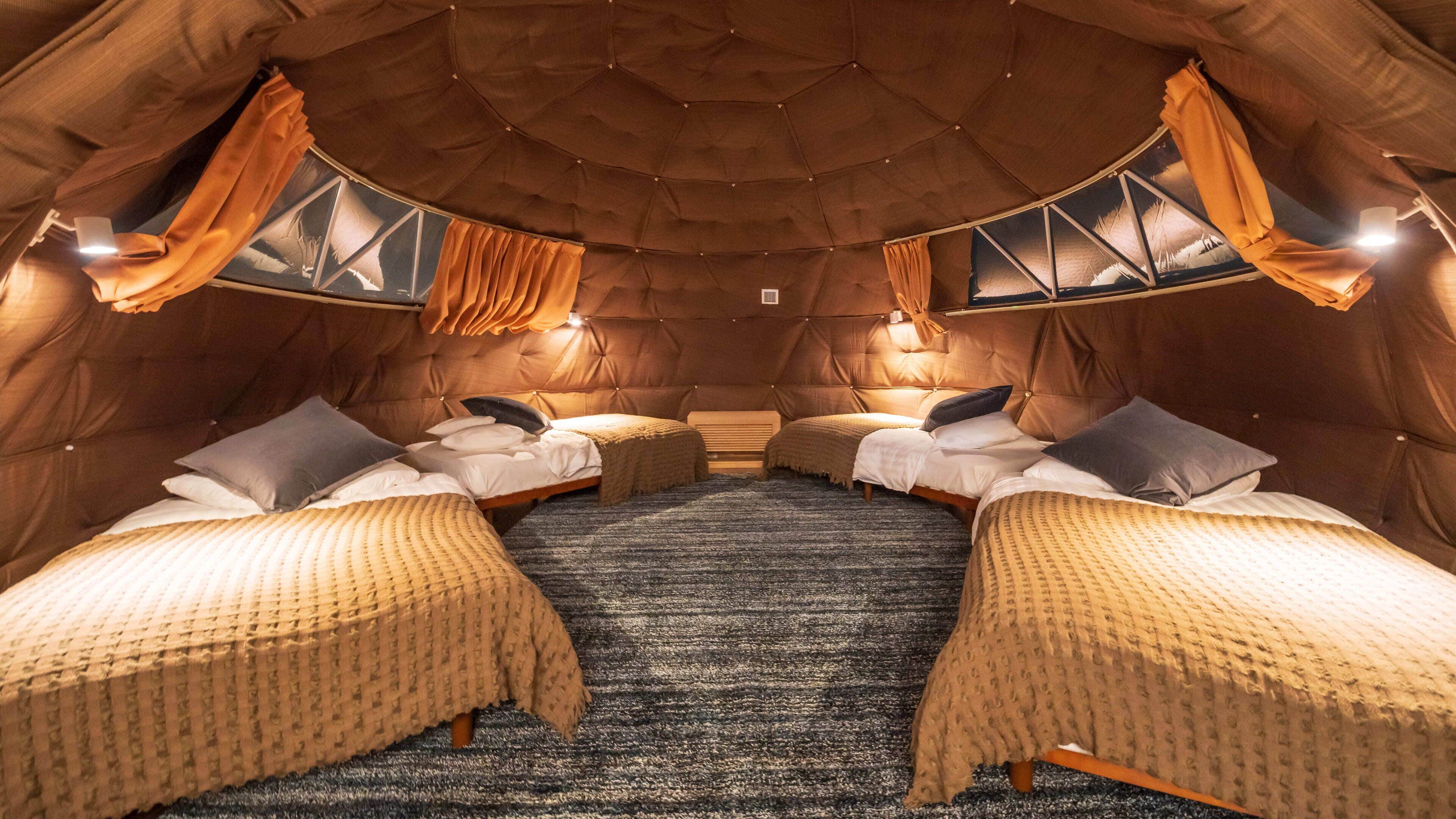 In-room safe, free WiFi, bed sheets
