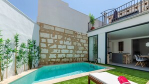 Villa | Exterior