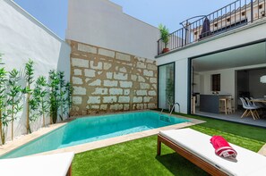 Villa | Exterior