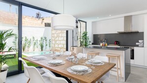 Villa | Restaurantes