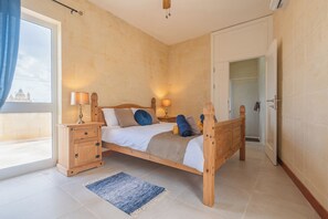 5 habitaciones, tabla de planchar con plancha y wifi gratis 