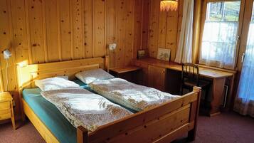 1 Schlafzimmer, Schreibtisch, Bügeleisen/Bügelbrett, kostenloses WLAN