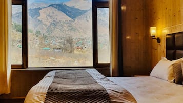 Deluxe Double Room, City View