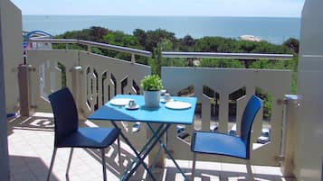 Apartment | Balkon