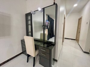 Apartment, 3 Bedrooms, Balcony