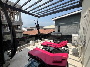 Apartment, 3 Bedrooms, Balcony | Sun deck