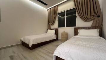 2 soverom, strykejern/-brett, wi-fi og sengetøy