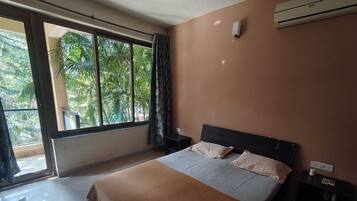 Comfort Apartment, Pool View | 1 bedroom, free WiFi
