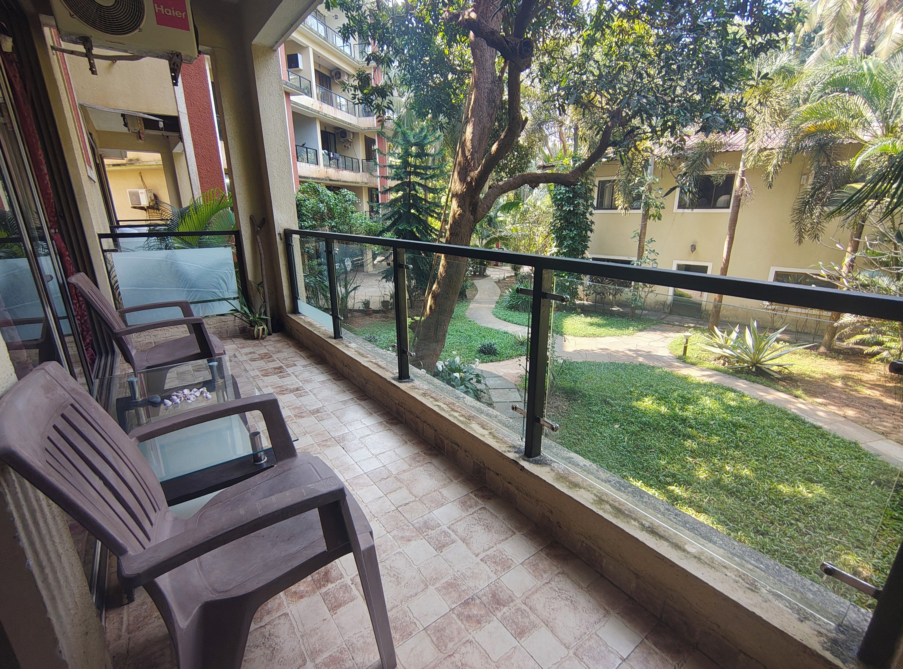 Comfort-Apartment, Poolblick | Terrasse/Patio