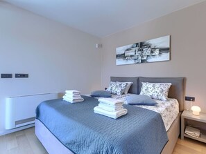 4 bedrooms, free WiFi