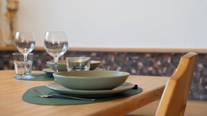 Huoneisto (1 Bedroom) | Ruokasali