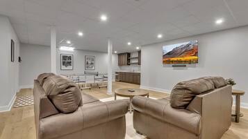 TV connectée, cheminée