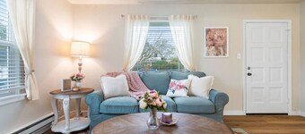 Cozy Country Cottage ~ Fire Pit