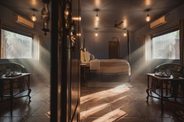 Revora | Premium bedding, down comforters, minibar (some free items), desk