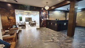 Executive Double Room | Living area - Holiday Highlight By Golden Castle Hotel (Ramnagar)