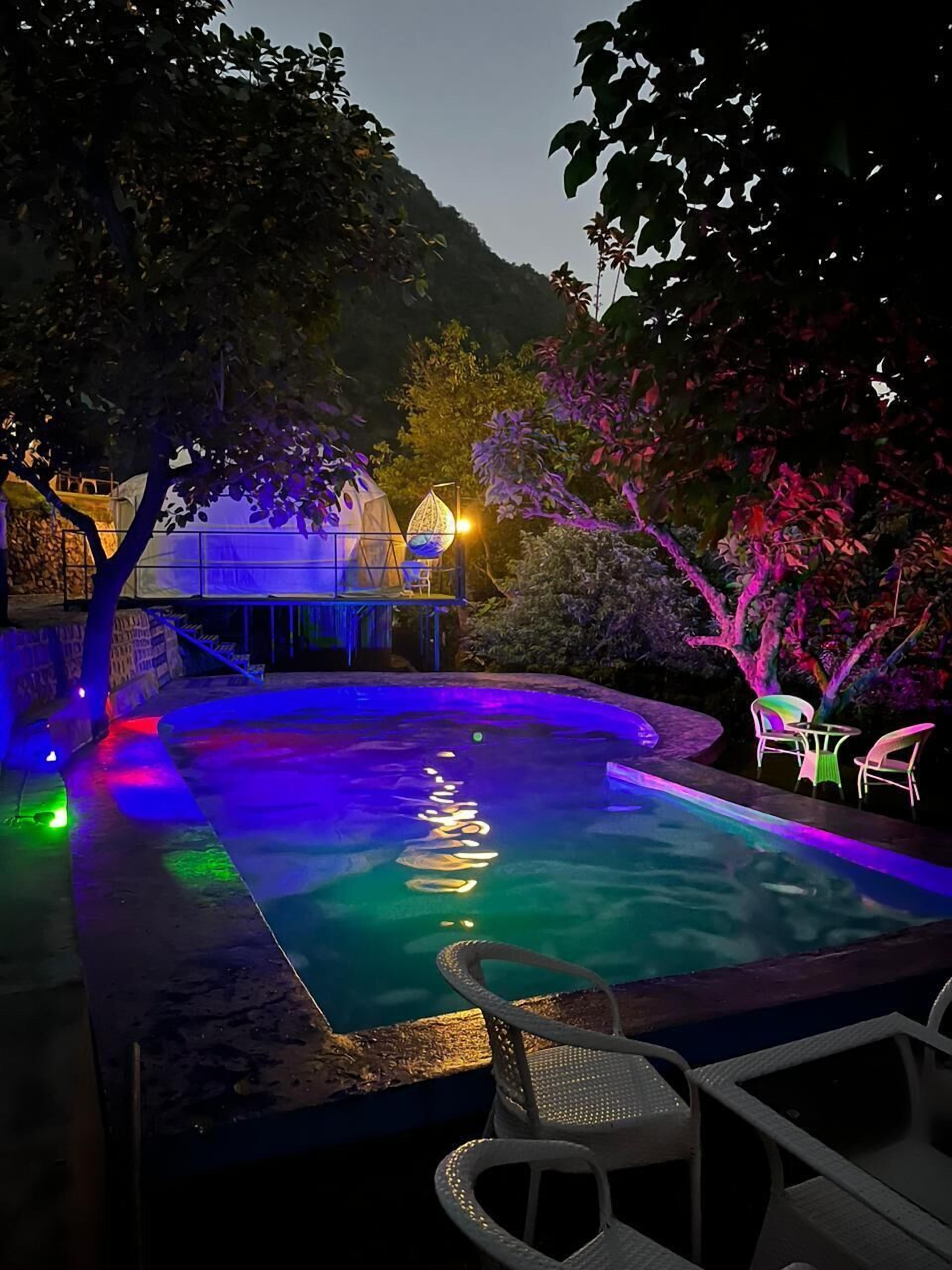 Seasonal outdoor pool