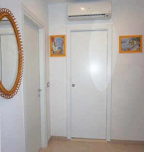 Apartment | Reception