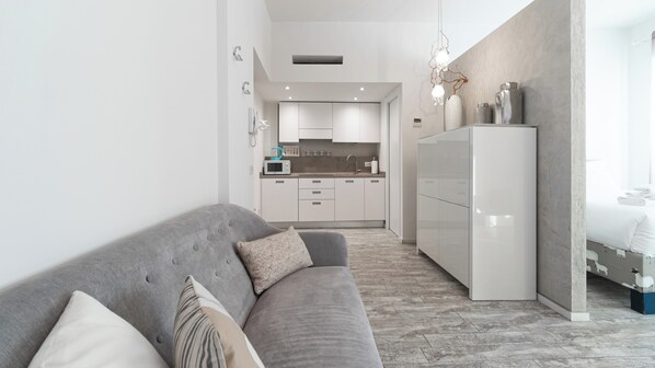 Apartment (1 Bedroom) | Interior