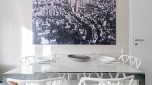 Interior - Italianway - Giovio 15 (Milan)