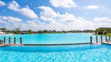 House, 4 Bedrooms, Smoking, Balcony | Pool | Outdoor pool