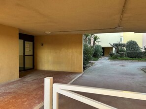 Property grounds - Family studio near the beach in Saint-Pierre-la-Mer (Fleury-Saint-Pierre-la-Mer)