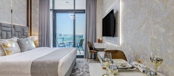 GLOBALSTAY. Azizi Riviera 48