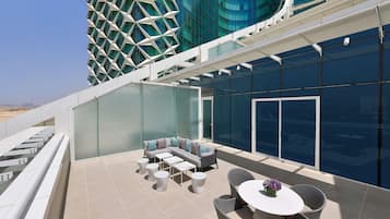 Hochwertige Bettwaren, Zimmersafe, Verdunkelungsvorhänge