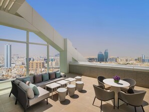 Premium bedding, in-room safe, blackout curtains, soundproofing - Sofitel Riyadh Hotel & Convention Centre (Riyadh)