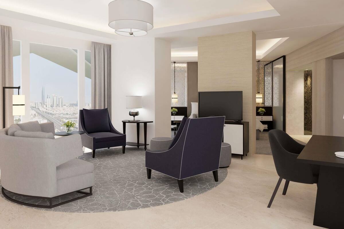 Suite, 1 King Bed (Prestige)